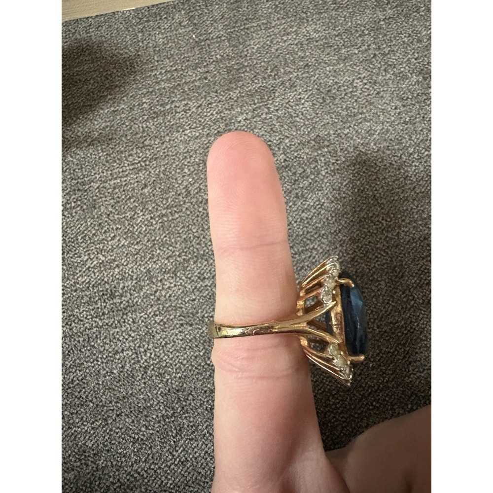 1970's Ring Sapphire and Clear CZ Crystals 18k Yellow Gold Plated‎ Band - Picture 4 of 10